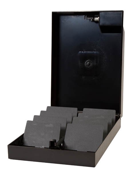 zwarte afsluitbare box met slot voor het opbergen van 500 plastic kaarten op creditcard formaat
